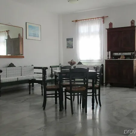 Aparthotel Arkas