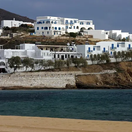 Arkas 4* لوغاراس